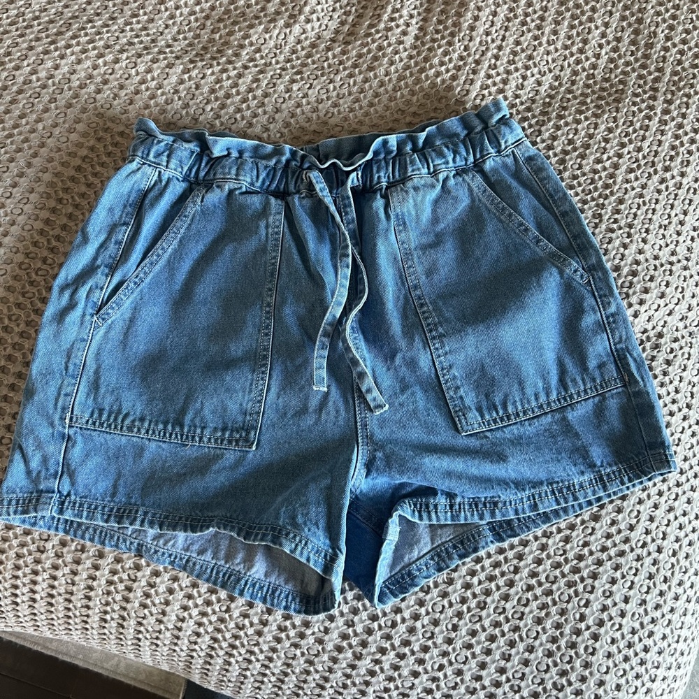 Wishlist paper bag Jean shorts